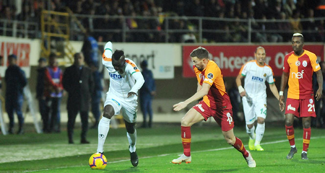 Galatasaray, Alanya'da 2 puan bıraktı