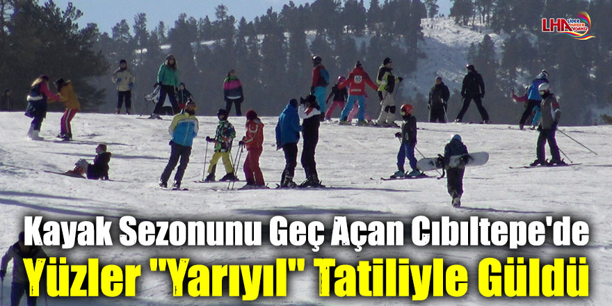 Kayak Sezonunu Geç Açan Cıbıltepe'de Yüzler "Yarıyıl" Tatiliyle Güldü