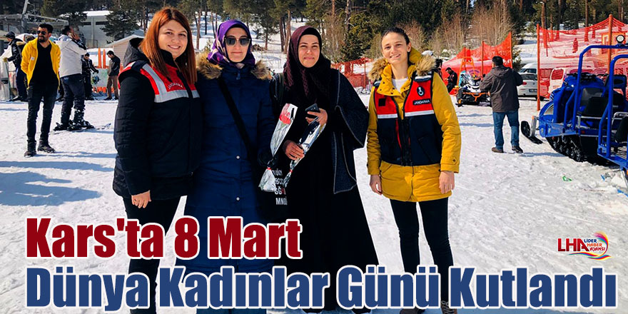 Kars'ta 8 Mart Dünya Kadınlar Günü Kutlandı