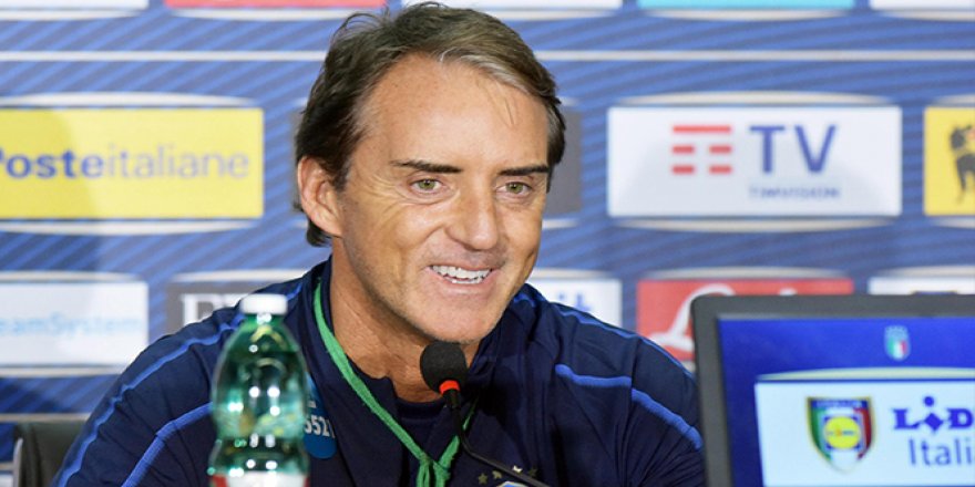 Mancini: 'İbrahimovic, Messi ve Ronaldo ile aynı seviyede'
