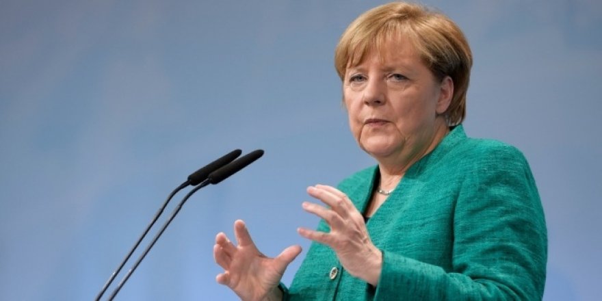 Merkel: ‘'Yaptığımız gevşetmenin neticelerini iki hafta sonra göreceğiz''