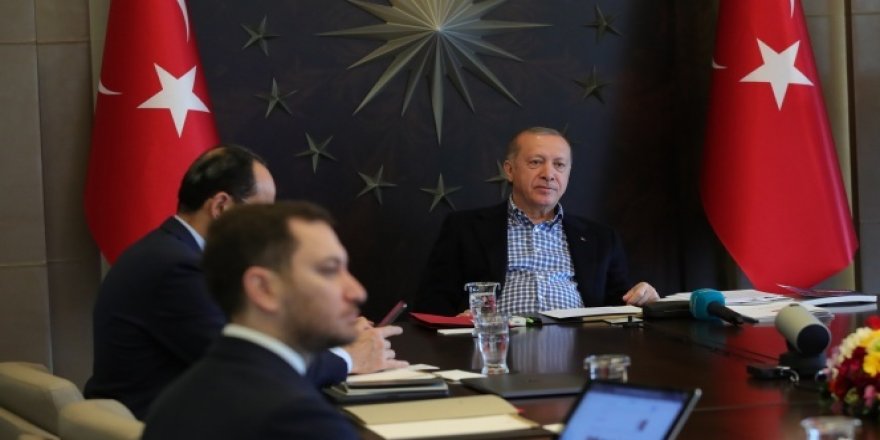 Erdoğan, Nihat Özdemir ve A Milliler ile video konferansla görüştü