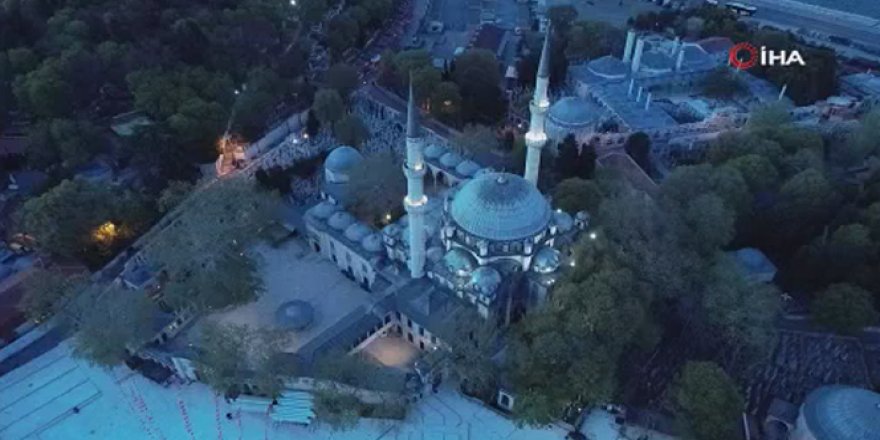 Ramazan'ın ilk iftarında Eyüpsultan Camii boş kaldı