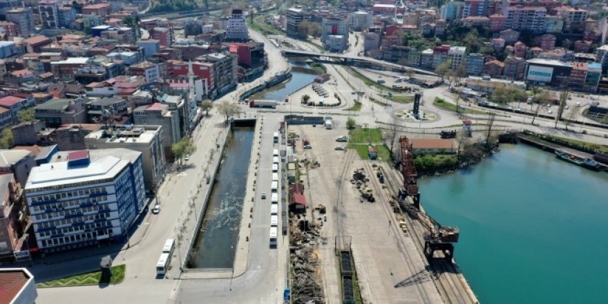 Kısıtlamaya uyan Zonguldaklılar evde kaldı