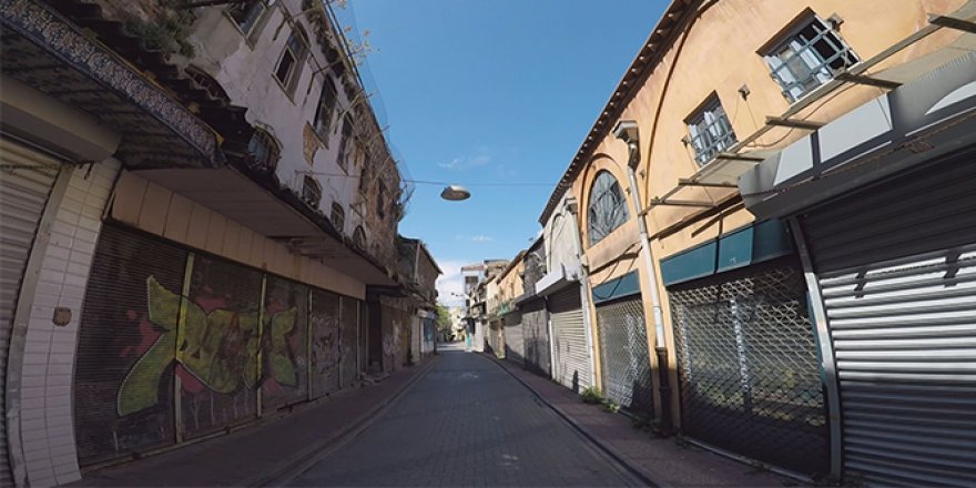 İstanbul'un tarihi dar sokaklarında korona virüs etkisi