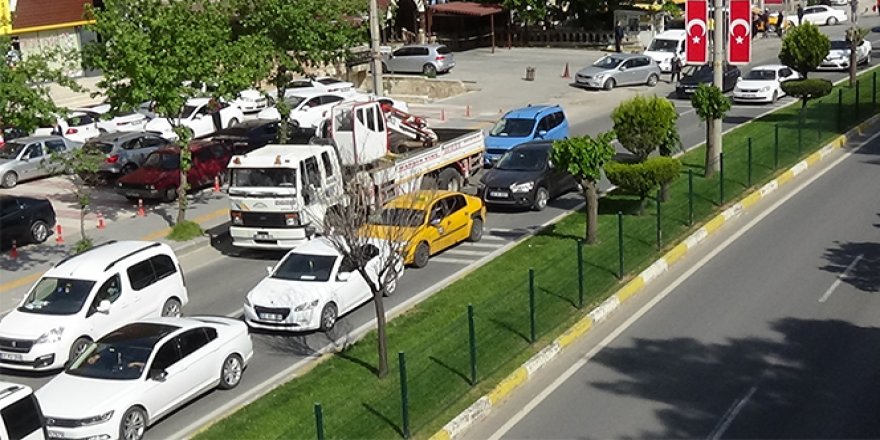 Mardin'de kısıtlama sonrası yoğun trafik