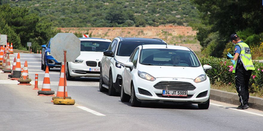 Bodrum'a giren araç sayısı 1 günde yüzde 25 arttı