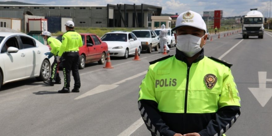 İçişleri Bakanlığı'ndan 65 yaş üstü ve 20 yaş altına ilişkin genelge