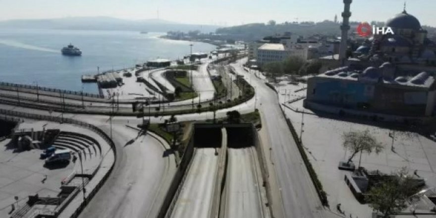 Eminönü Meydanı'nda sessizlik hakim