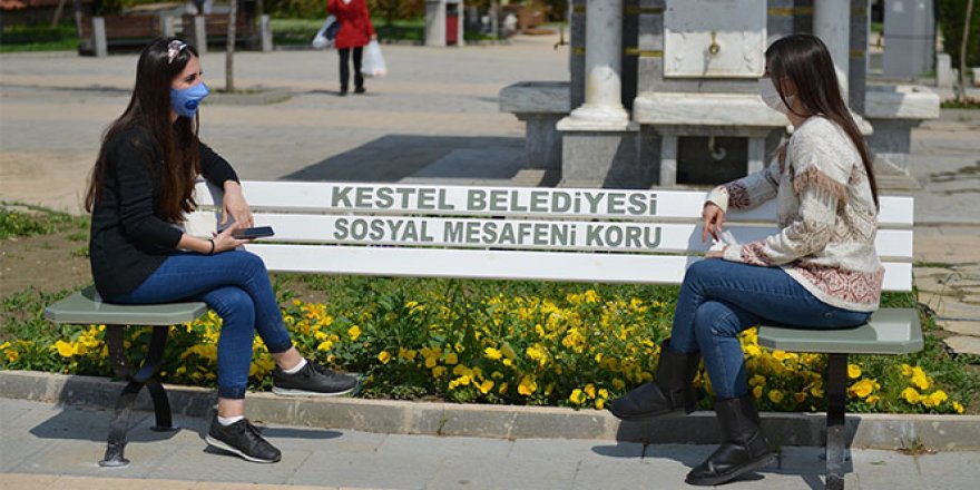 Sosyal mesafe için yapılmıştı... Bakan Koca örnek gösterdi