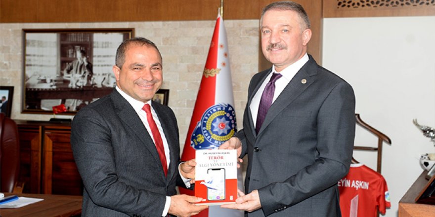 'Terör ve Algı Yönetimi' isimli kitap raflardaki yerini aldı