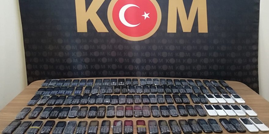 Malatya'da gümrük kaçağı cep telefonu ele geçirildi