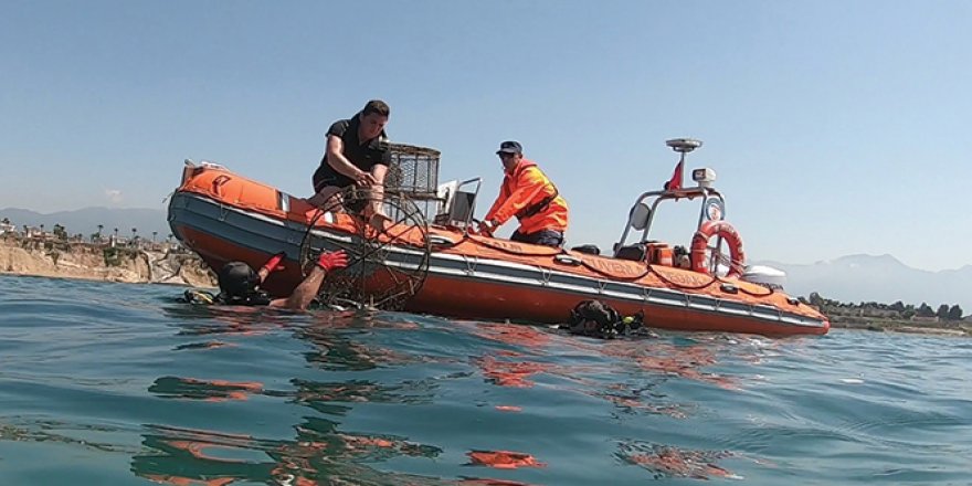 Hatay'da yasa dışı balık avcılarına 13 bin lira ceza kesildi