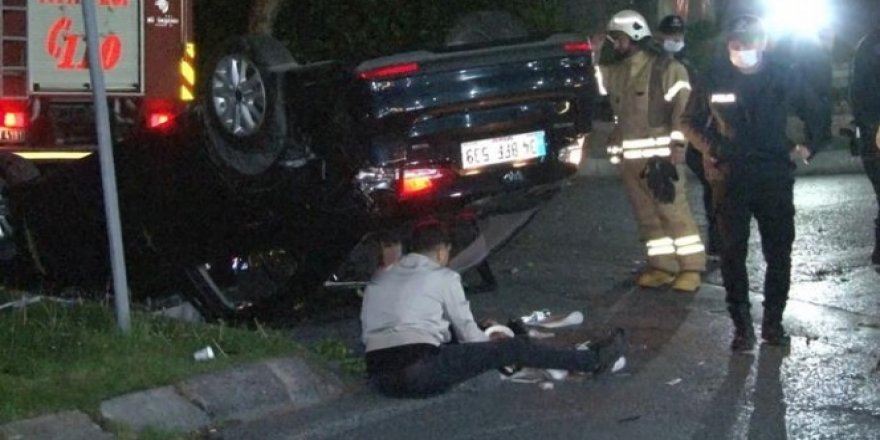 İstanbul'da takla atan otomobil ağaca çarptı, 3 kişi yaralandı