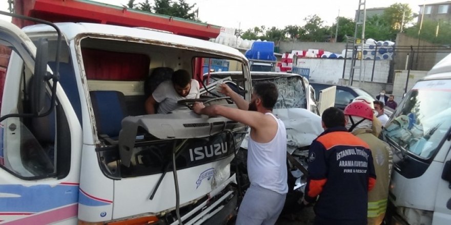 Pendik'de sarhoş sürücü dehşet saçtı: 2 yaralı