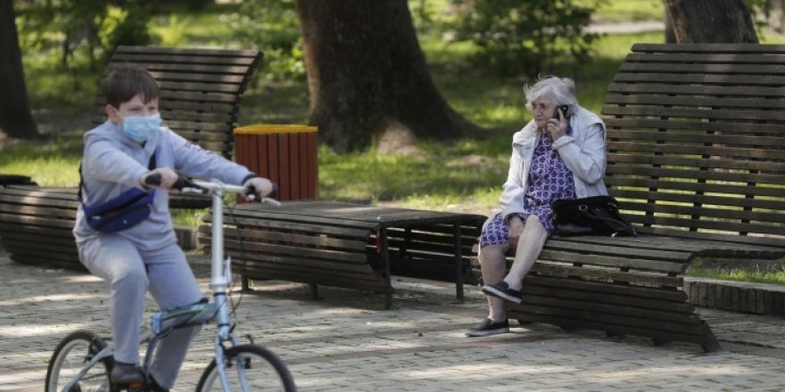 Ukrayna'da ilk kez iyileşen hasta sayısı vaka sayısını geçti