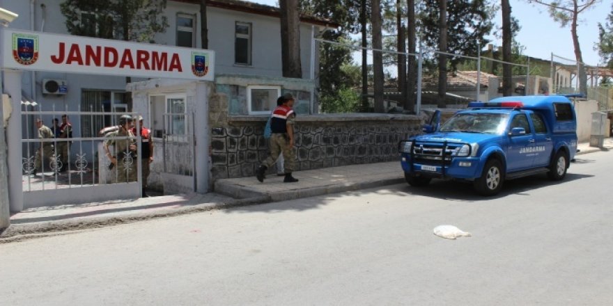 Amca yeğenin arazi kavgasında kan döküldü