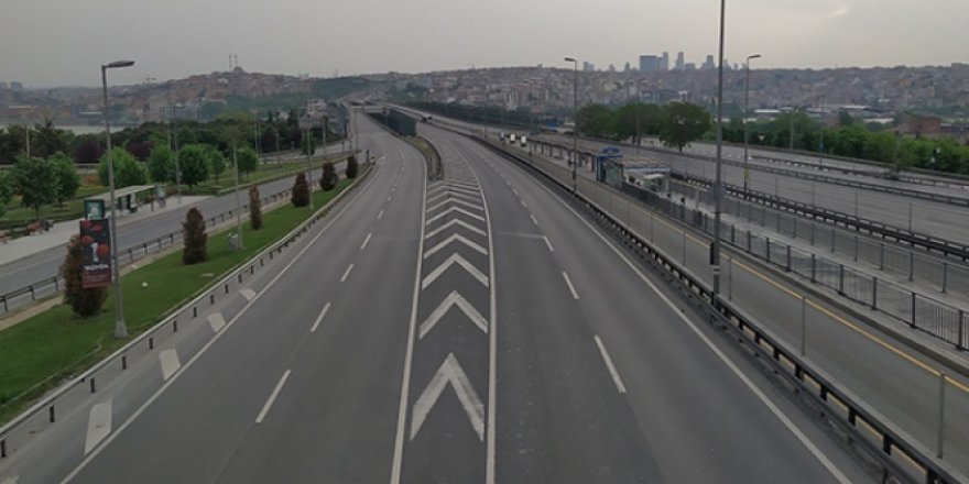 Kısıtlamanın ilk sabahında yollar boş kaldı