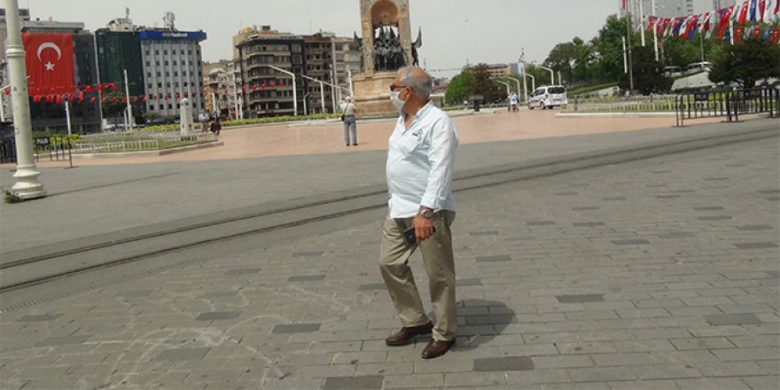 Yaşlılar Taksim Meydanı ve İstiklal Caddesi'ne akın etti