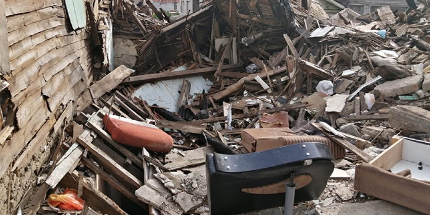 Beyoğlu'nda 3 ay önce yanan evde kafatası bulundu