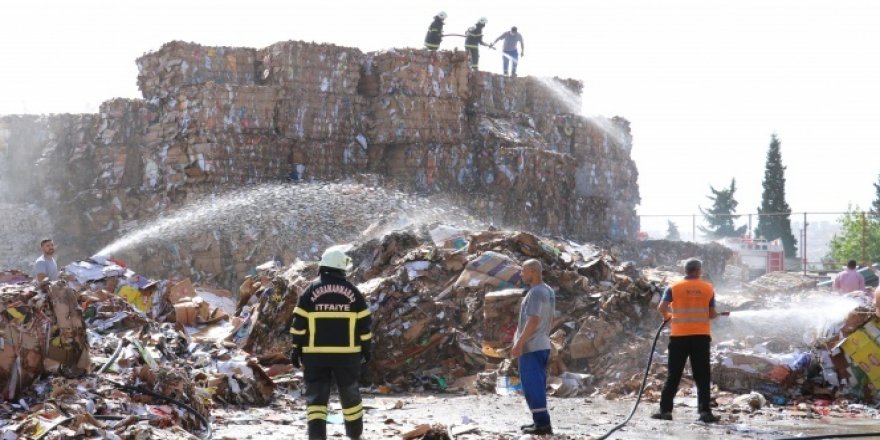 Kahramanmaraş'ta fabrika yangını korkuttu