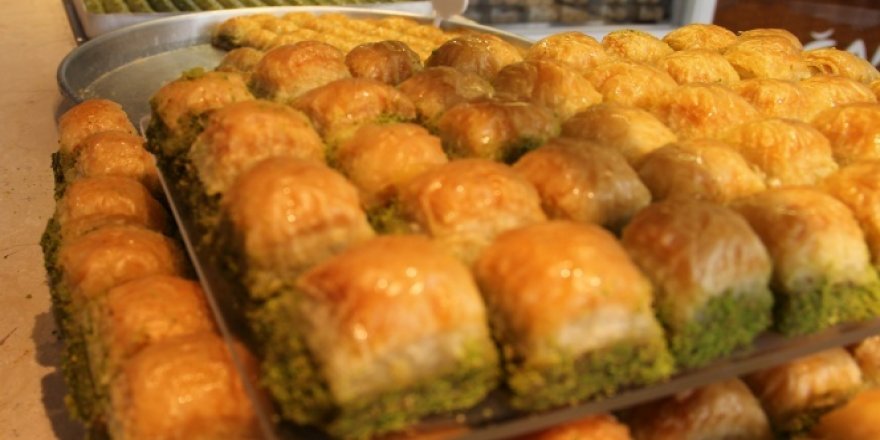 Koronavirüs baklava ikram etme alışkanlığını da değiştirdi