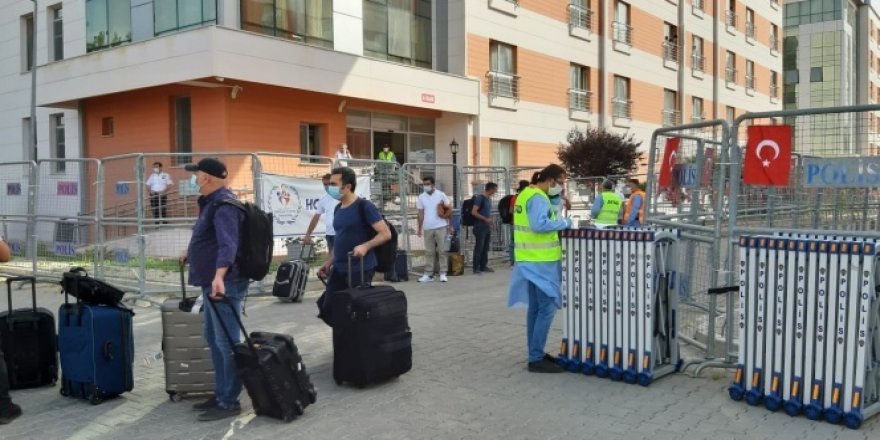 Adana'da yurtta karantina süresi dolan 179 kişi evlerine gönderildi