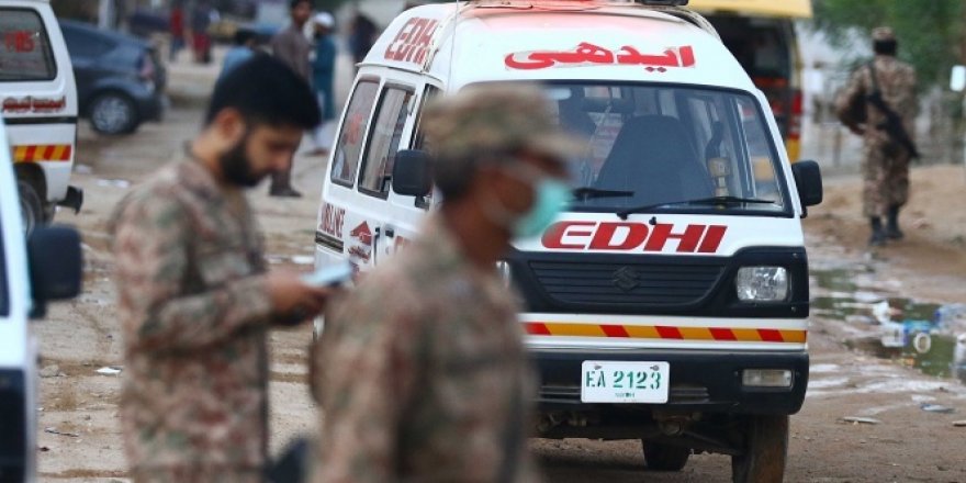 Pakistan'daki uçak kazasında ölü sayısı 97'ye yükseldi
