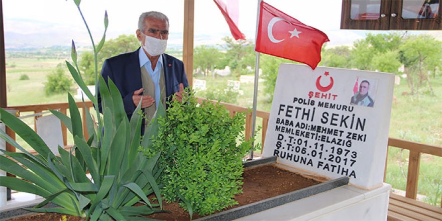 Kahraman şehit Sekin'in babası 7 bayramdır önce oğlunun kabrine gidiyor