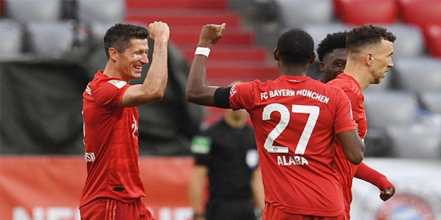 Bundesliga: Bayern Münih: 5 - E.Frankfurt: 2