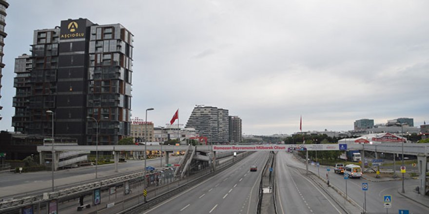 İstanbul bayramın ikinci gününde de sessizliğini koruyor