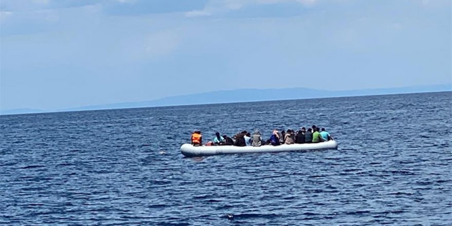 Yunanistan düzensiz göçmenleri ölüme terk etti