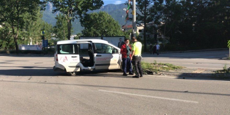 Sokak kısıtlamasında ilginç kaza