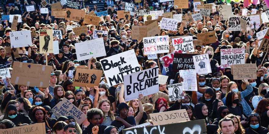 Irkçılık karşıtı protestolar İsveç'e sıçradı
