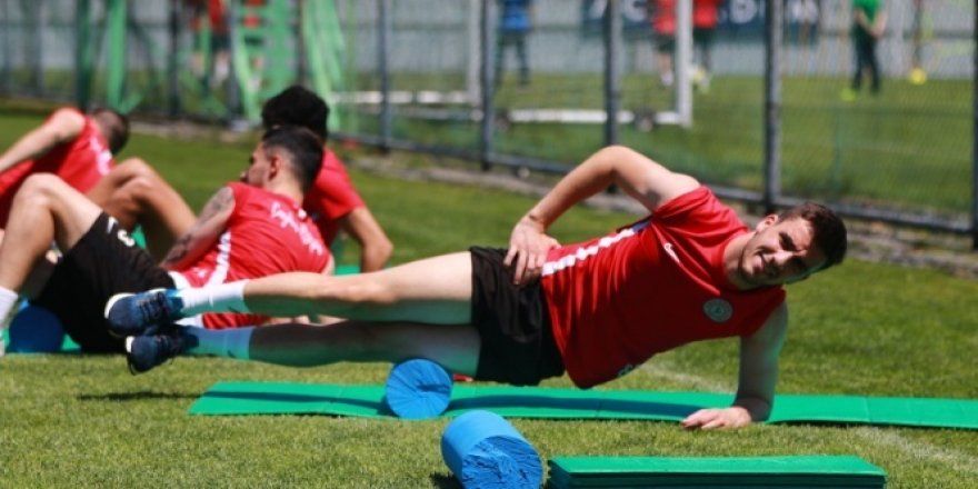 Çaykur Rizespor'da Galatasaray maçı hazırlıkları devam ediyor