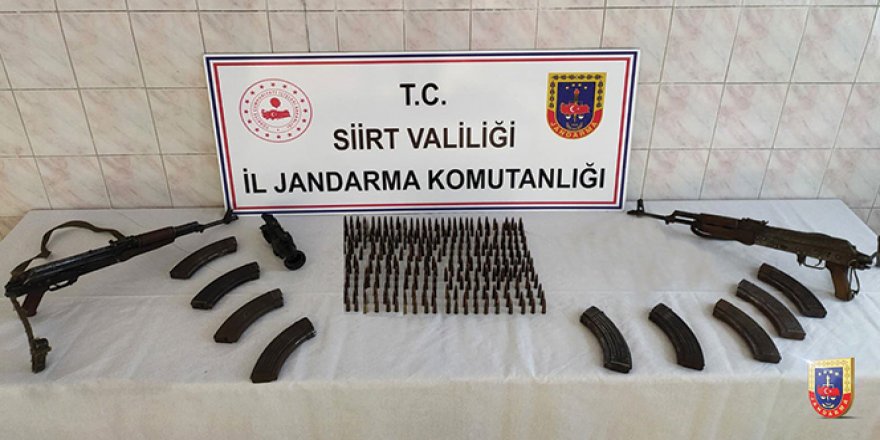 Siirt kırsalında PKK'ya ait mühimmat ve yaşam malzemesi ele geçirildi