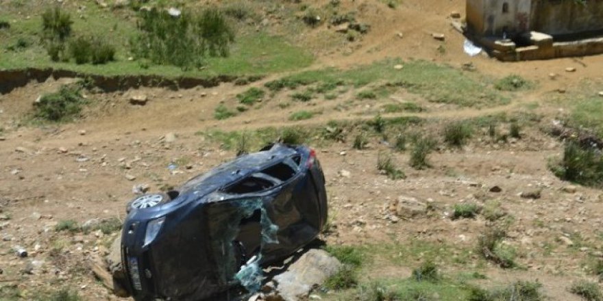Susuz’da trafik kazası: 1 ölü, 2 yaralı