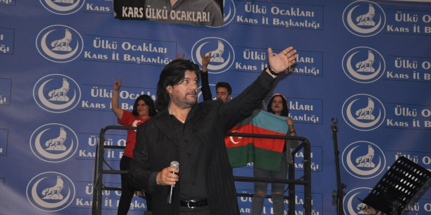 Ali Kınık ve Ahmet Şafak konseri yoğun ilgi gördü
