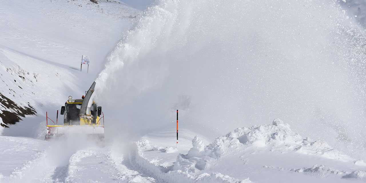 Kars’ta Kapalı Köy Yolları Açıldı
