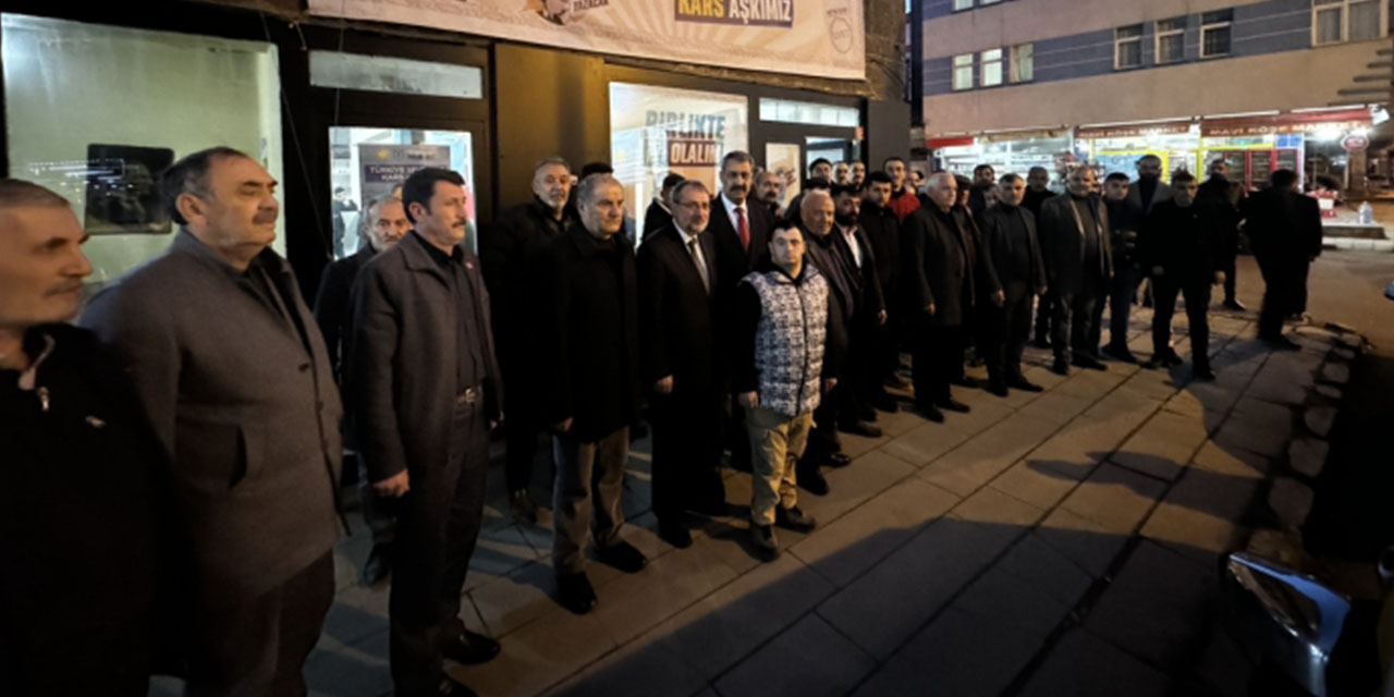 Kars'ta Vatan ve Hürriyet Partisinden İYİ Parti Başkan Adayı Özad'a Tam Destek