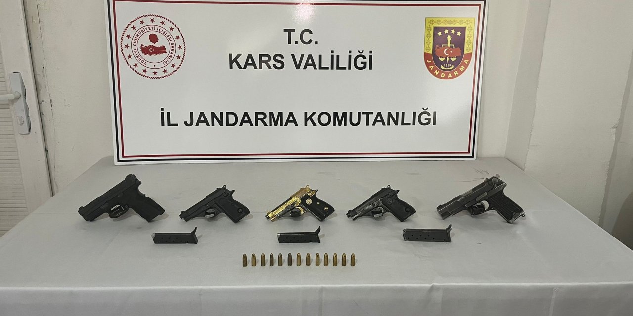 Kars’ta jandarmadan silah operasyonu