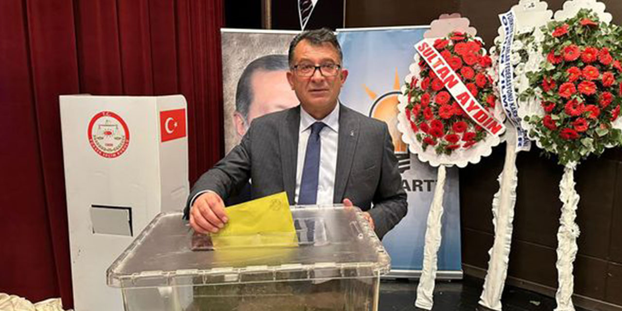 Kars AK Parti'de Mehmet Nuri Kişli, Güven Tazeledi