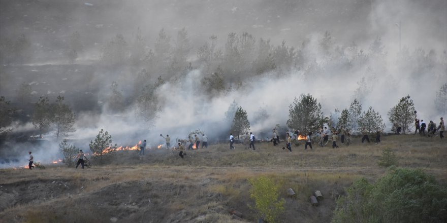 Kars'ta askeri alanda yangın