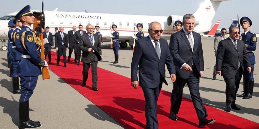 Gürcistan Başbakanı Giorgi Kvirikaşvili Azerbaycan'da