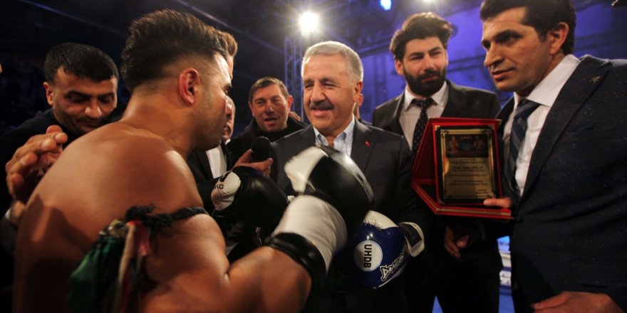 Kars'ta Kartal Fight Arena-2 gecesi