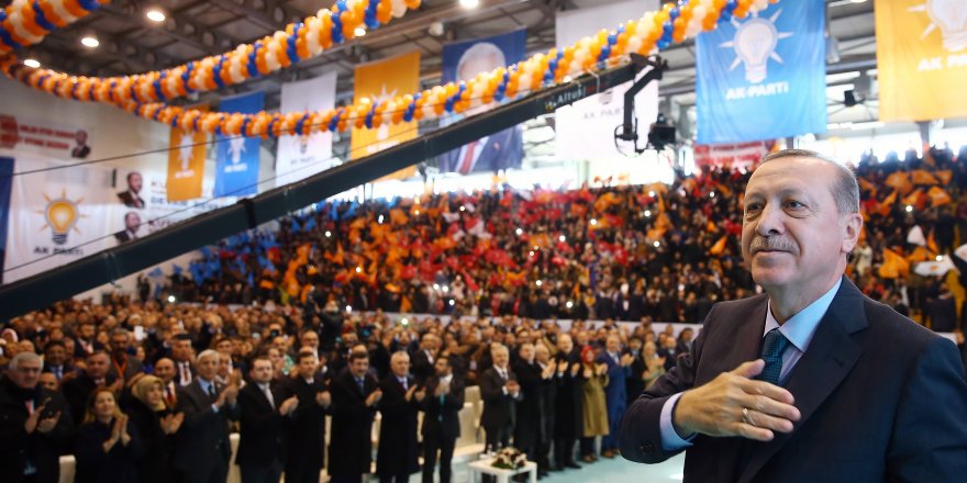 Cumhurbaşkanı Erdoğan: "FETÖ alçağının temsilcileriyle kurulan mahkemesi bizi mahkum edemez"