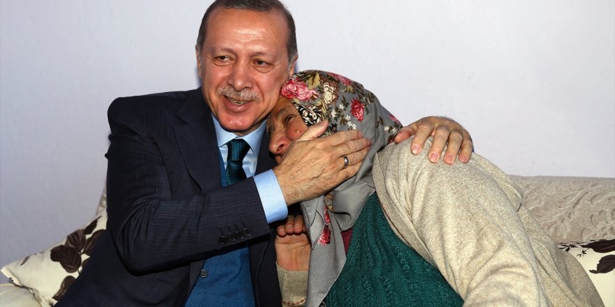 AK Parti Genel Başkanı ve Cumhurbaşkanı Recep Tayyip Erdoğan Kars'ta