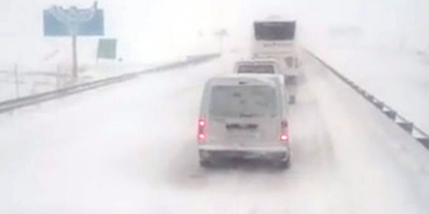 Doğu'da 650 köy ve mahalle yolu kar nedeniyle kapandı