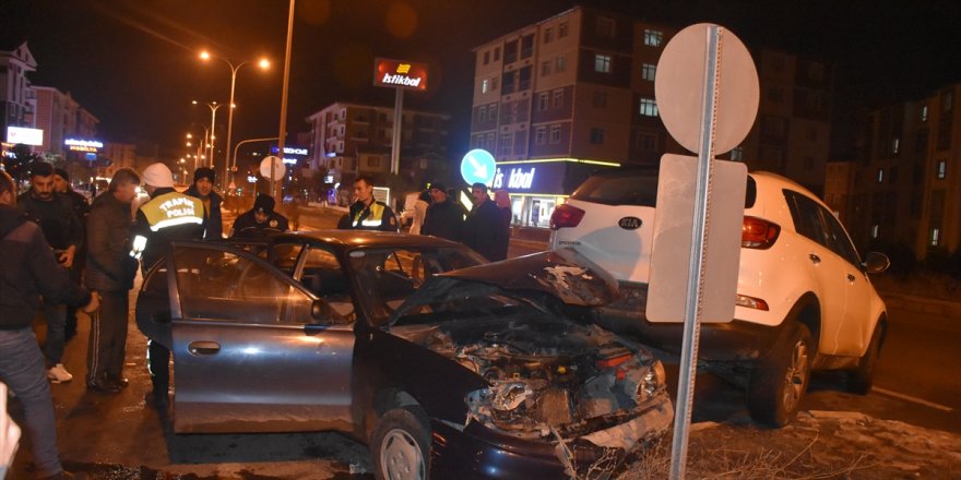 Kars'ta zincirleme trafik kazası