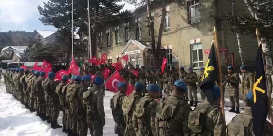 Kars'tan Mehmetçikler sınıra "Genç Osman" marşıyla uğurlandı